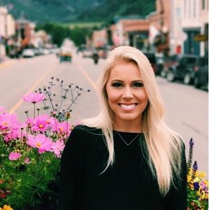 Meet your Posher, Melissa